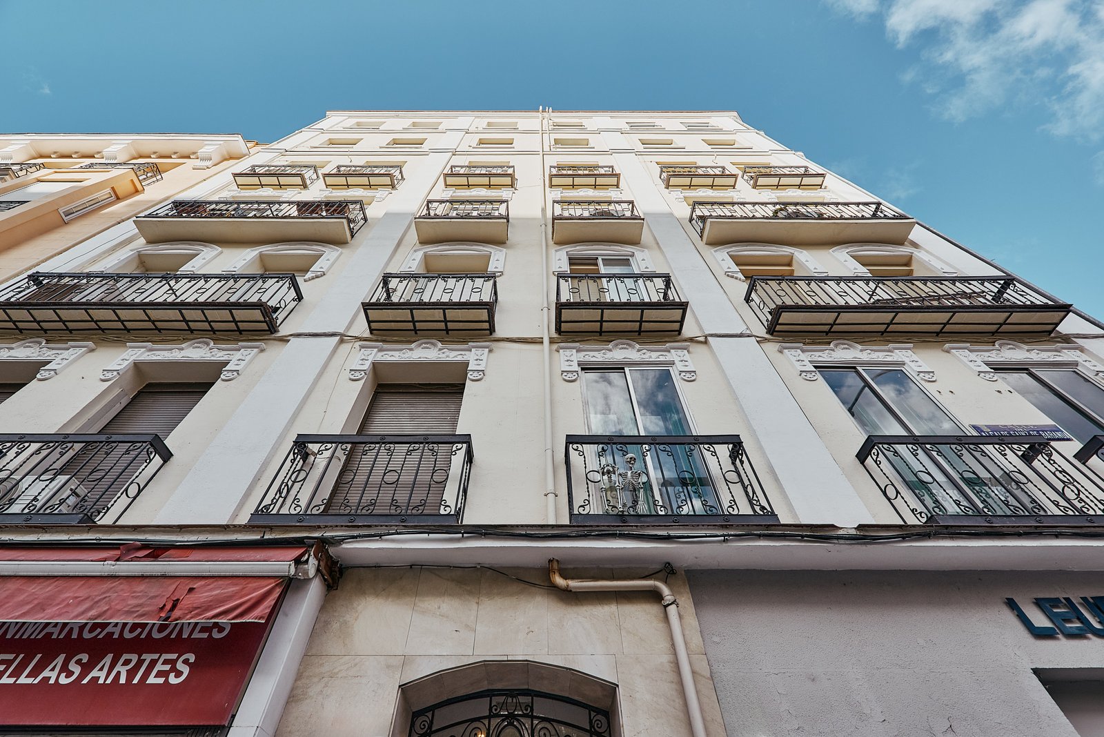 SAINZ_DE_BARANDA_11_2A_PORTAL_FACHADA_01