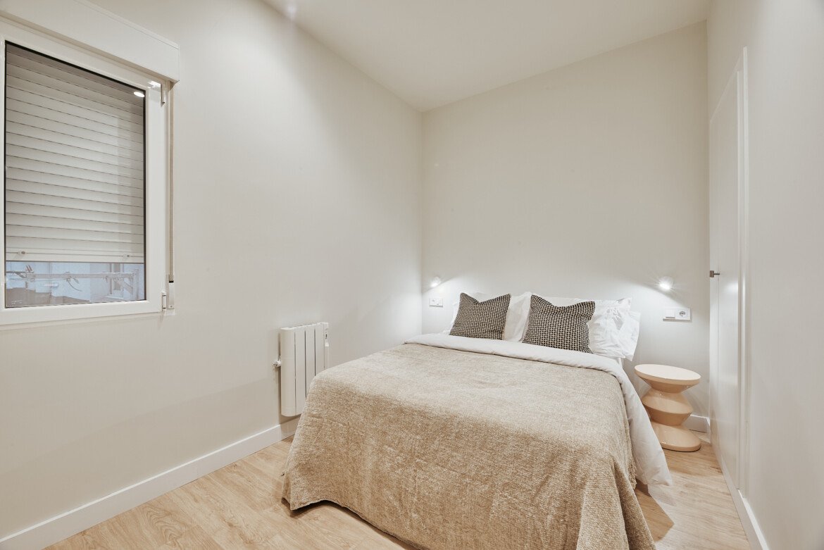 JUAN_BRAVO_59_BAJO_B_DORMITORIO_1_02