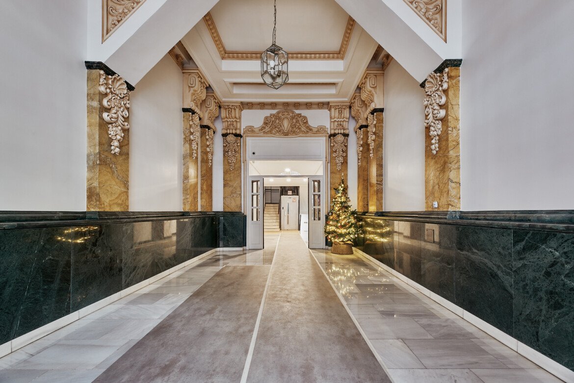 VELAZQUEZ_113_4C_PORTAL_INTERIOR_01