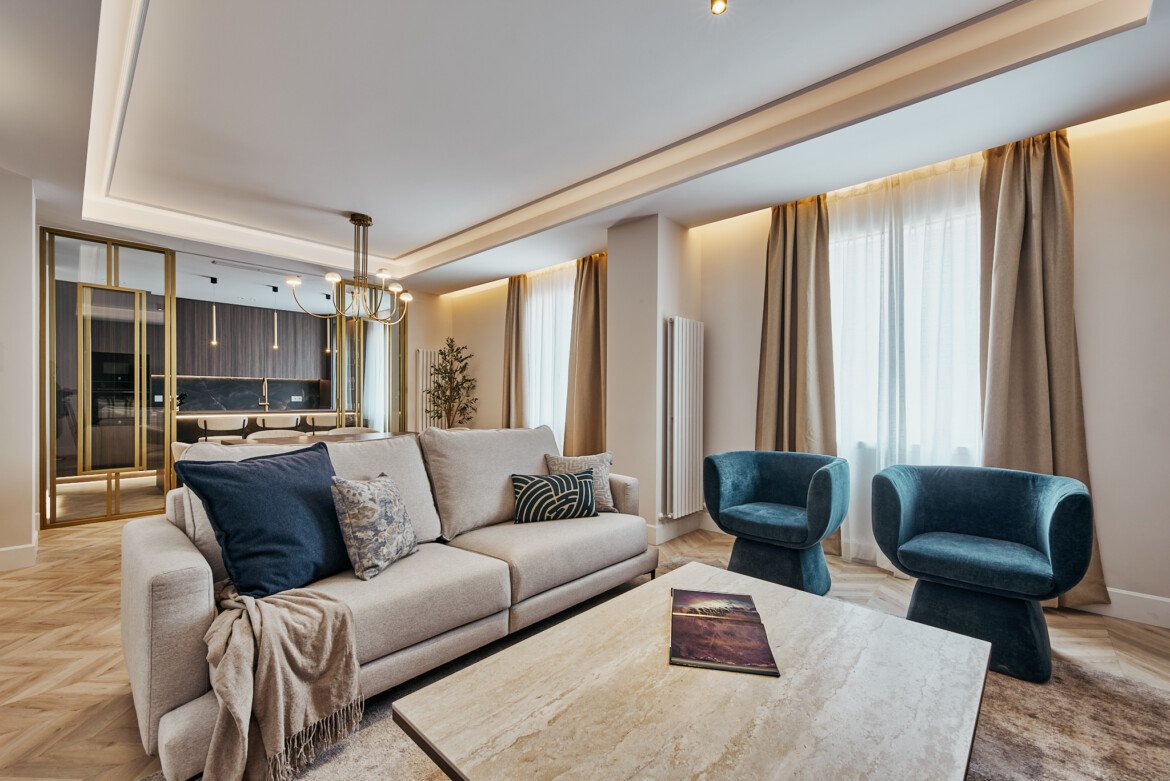 PADILLA_80_4C_SALON_02